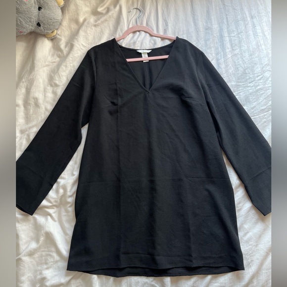 Woman’s Long sleeve black dress L - Picture 1 of 3